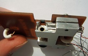 podvozek_detail_senzor.jpg, 20kB