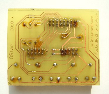 senzorovy_modul_kalibracni_deska_bottom.jpg, 32kB