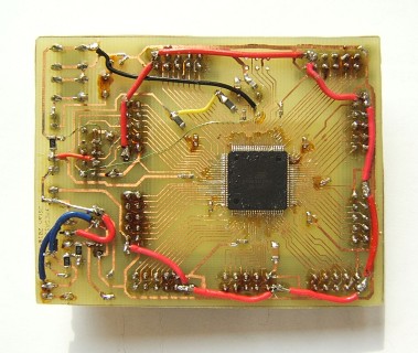 xmega128a1board_bottom.jpg, 40kB